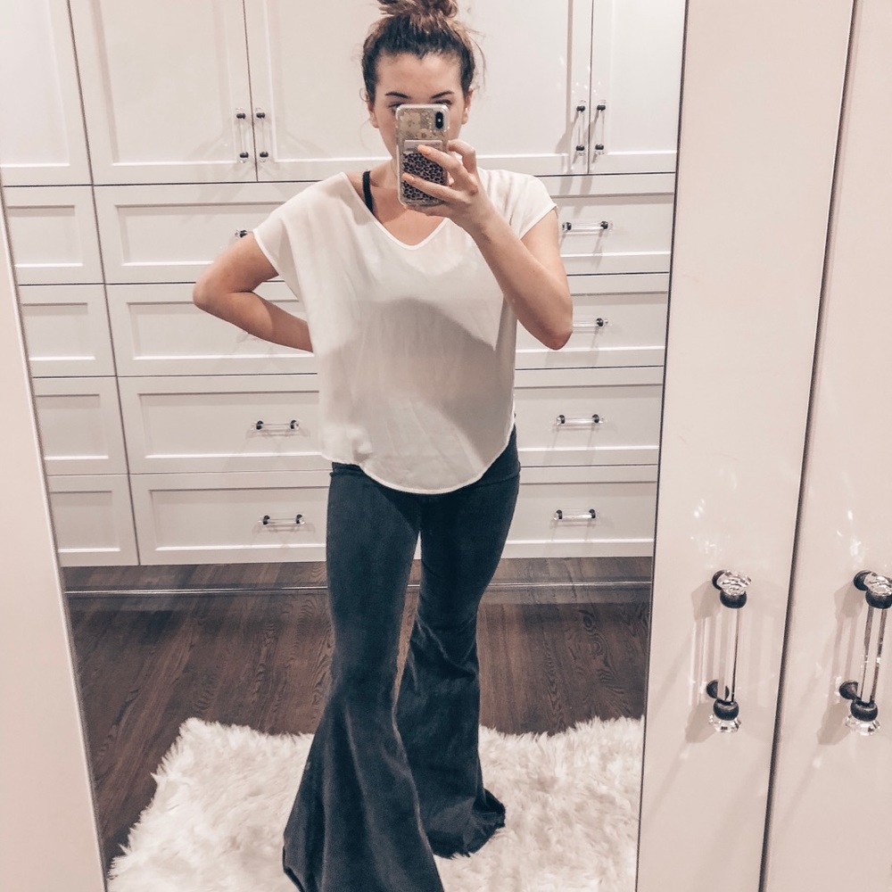 Off white top